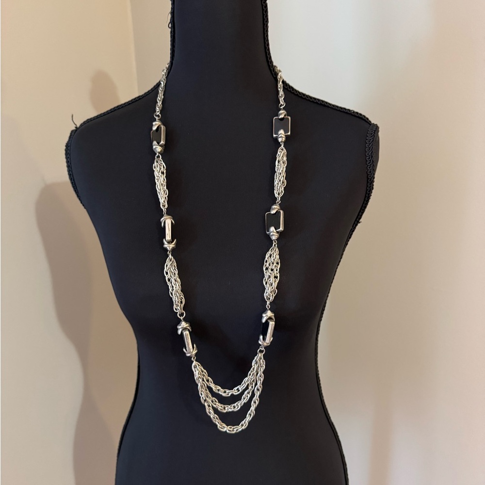 Elegant Silver Chain Necklace